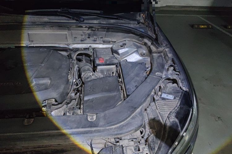 Used Volvo XC60 2019 T5 4x4 Smart Edition China V Standard Engine Bay Left