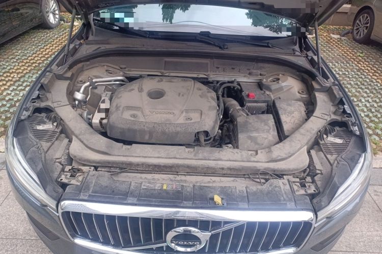 Used Volvo XC60 2019 T4 Zhiyi Edition China V Standard Engine Bay