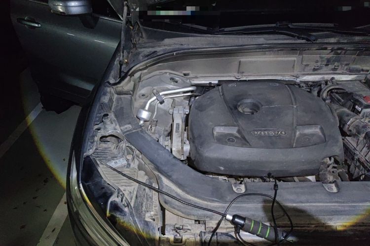 Used Volvo XC60 2019 T5 4x4 Smart Edition China V Standard Engine Bay Right