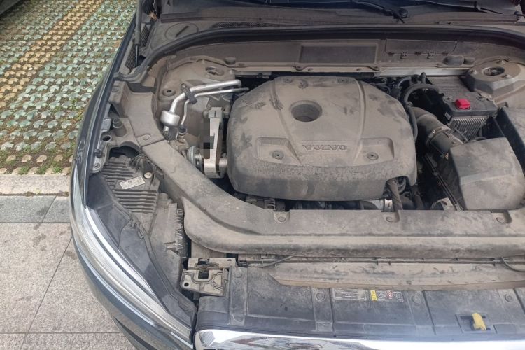 Used Volvo XC60 2019 T4 Zhiyi Edition China V Standard Engine Bay Right