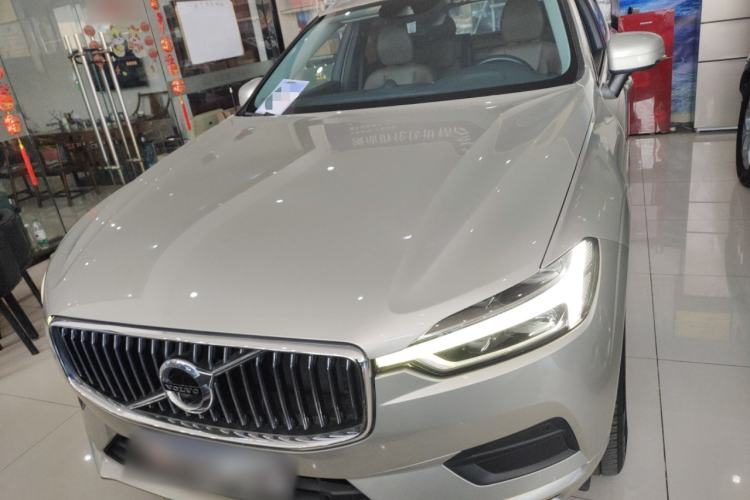 Used Volvo XC60 2019 T5 4x4 Smart Edition China V Standard Exterior 1