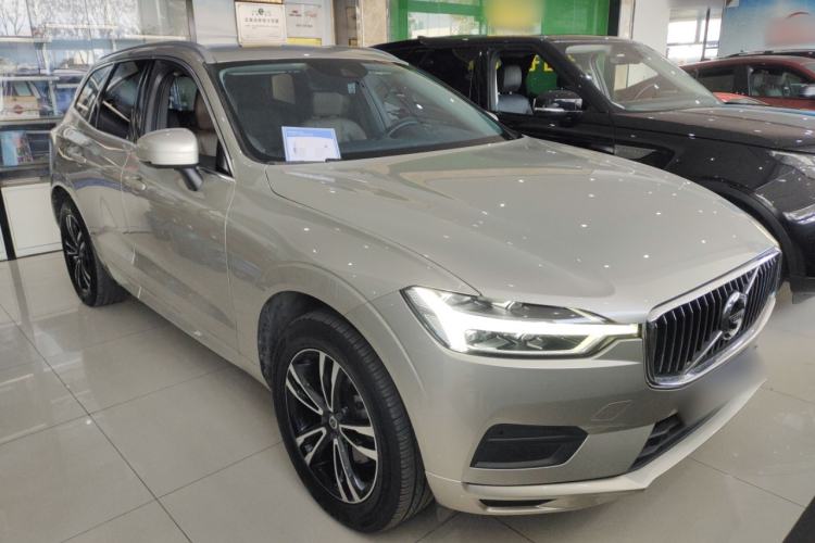 Used Volvo XC60 2019 T5 4x4 Smart Edition China V Standard Exterior 2