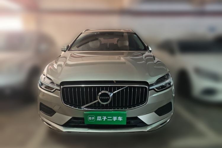 Used Volvo XC60 2019 T5 4x4 Smart Edition China VI Standard Front