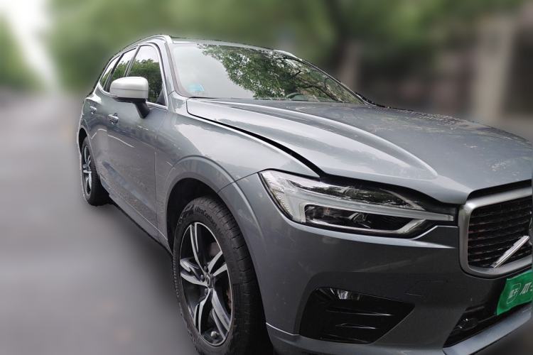Used Volvo XC60 2019 T5 4x4 Zhiyuan Sport Edition China V Standard Front Right 45 Deg