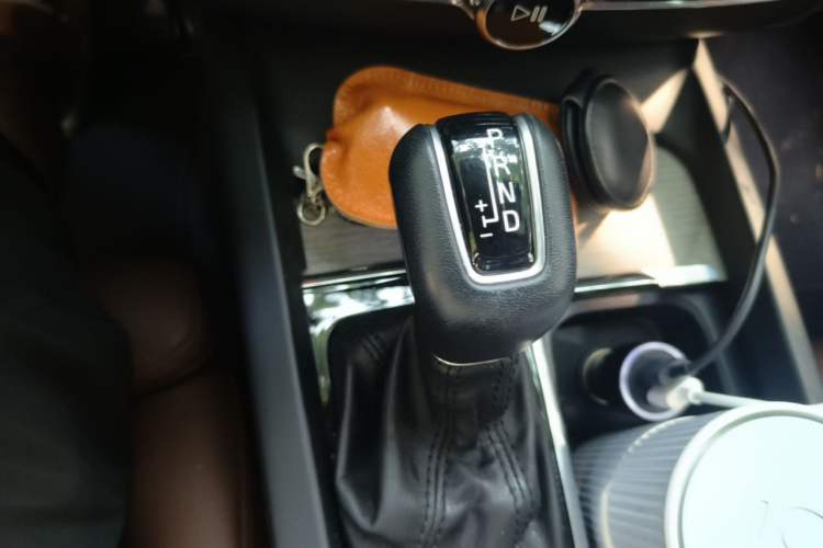 Used Volvo XC60 2019 T5 4x4 Smart Edition China V Standard Gear Lever