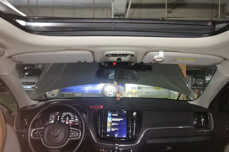 Used Volvo XC60 2019 T5 4x4 Smart Edition China V Standard Headliner