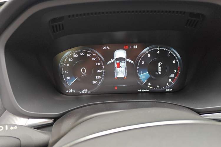 Used Volvo XC60 2019 T5 4x4 Zhiyuan Sport Edition China V Standard Instrument Cluster