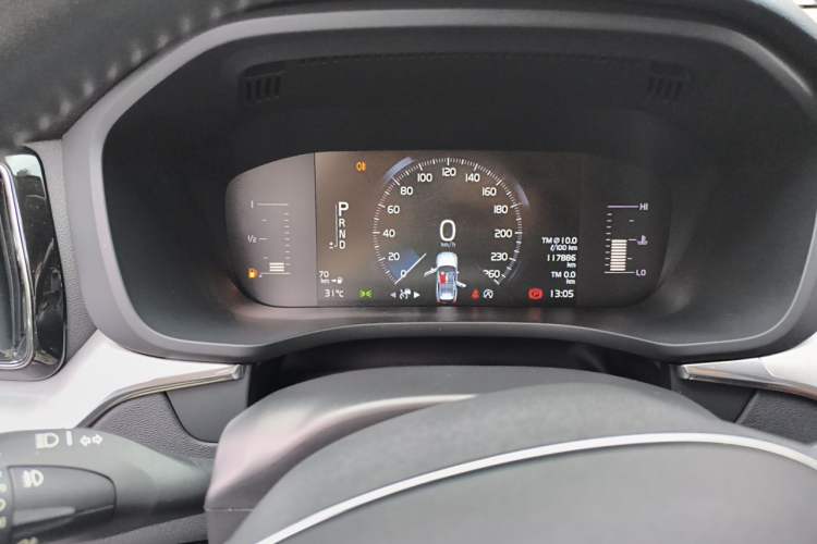 Used Volvo XC60 2019 T5 4x4 Smart Edition China V Standard Instrument Cluster