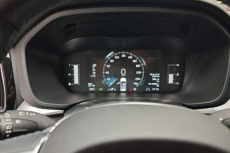 Used Volvo XC60 2019 T5 4x4 Smart Edition China V Standard Instrument Cluster