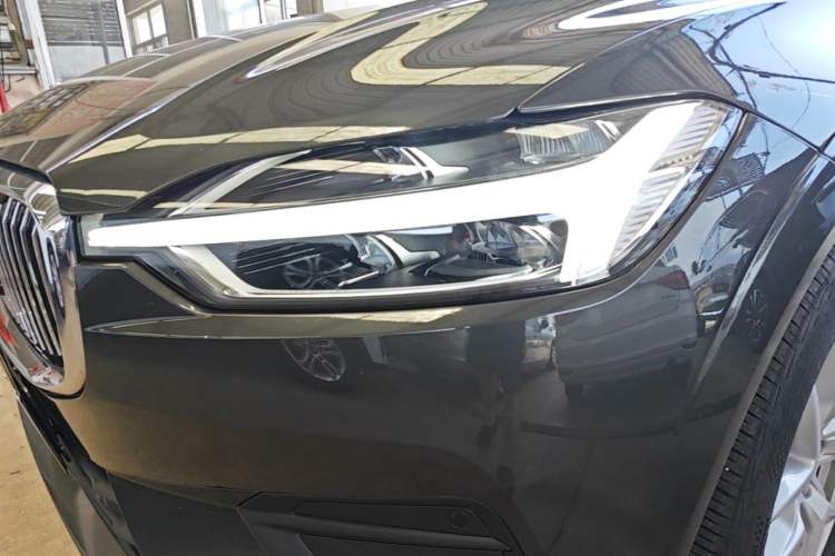 Used Volvo XC60 2019 T5 4x4 Smart Edition China VI Standard Left Front Headlight
