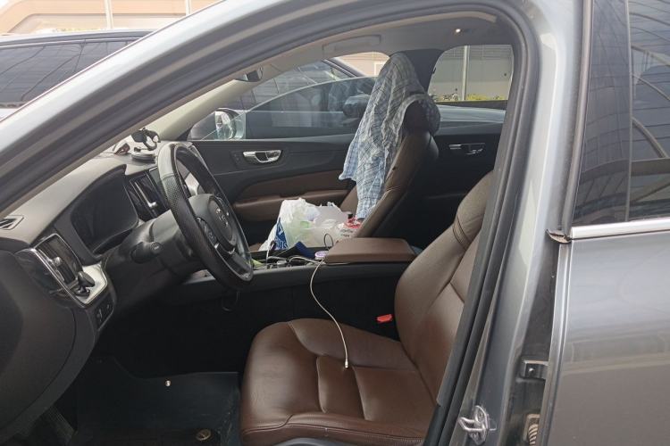 Used Volvo XC60 2019 T5 4x4 Smart Edition China V Standard Left Front Seat