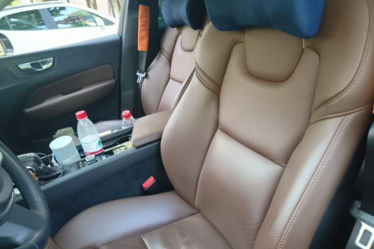 Used Volvo XC60 2019 T5 4x4 Smart Edition China V Standard Left Front Seat