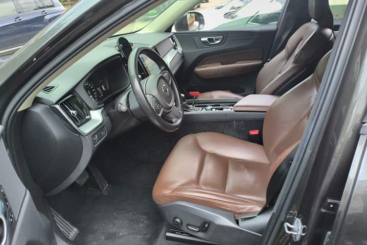 Used Volvo XC60 2019 T5 4x4 Smart Edition China V Standard Left Front Seat