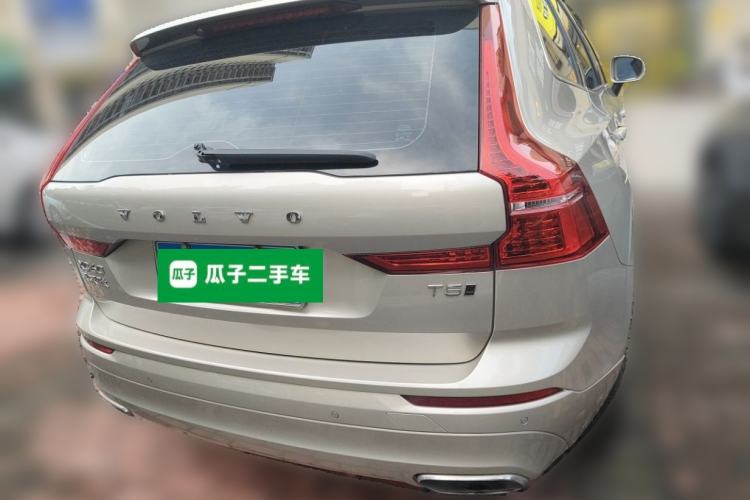 Used Volvo XC60 2019 T5 4x4 Smart Edition China VI Standard Rear