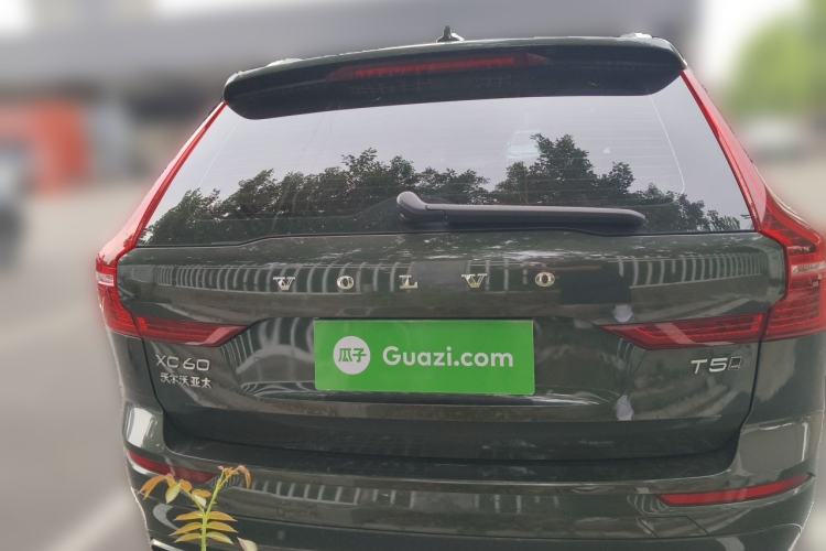 Used Volvo XC60 2019 T5 4x4 Smart Edition China VI Standard Rear