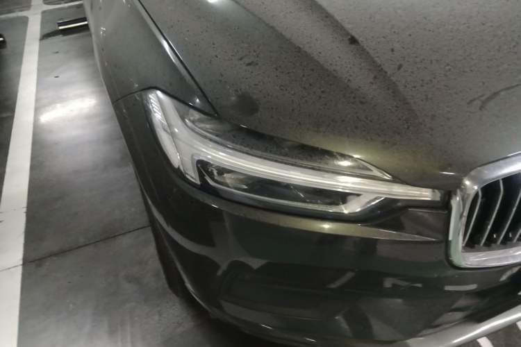 Used Volvo XC60 2019 T5 4x4 Smart Edition China V Standard Right Front Headlight