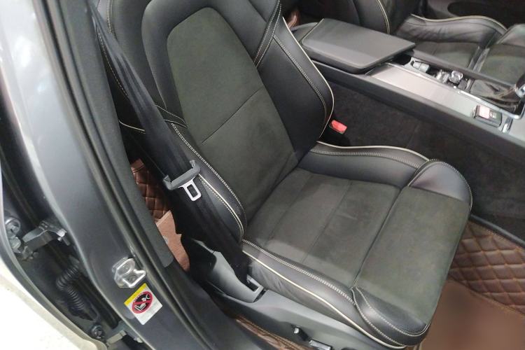 Used Volvo XC60 2019 T5 4x4 Zhiyuan Sport Edition China V Standard Right Front Seat