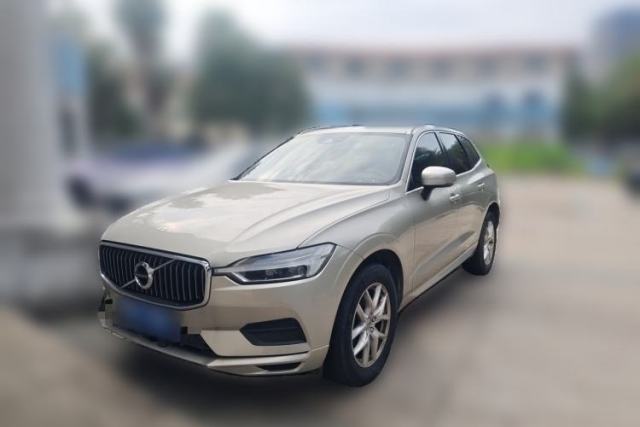 Used Volvo XC60 2019 T5 4x4 Smart Edition China V Standard