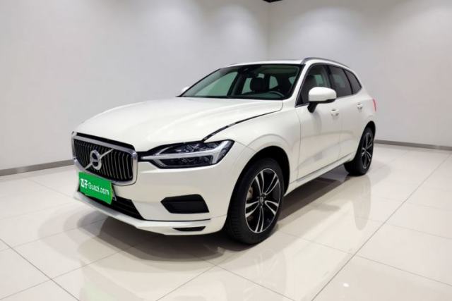 Używany Volvo XC60 2019 T5 4x4 Smart Edition China V Standard