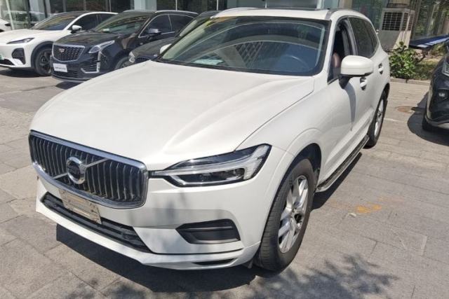 Used Volvo XC60 2019 T5 4x4 Smart Edition China V Standard