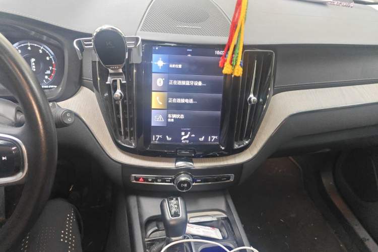 Used Volvo XC60 2019 T5 4x4 Zhiya Luxury Edition China VI Standard Audio And AC Panel