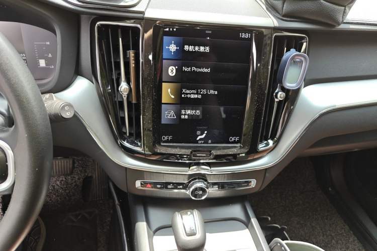 Used Volvo XC60 2019 T5 4x4 Smart Edition China V Standard Audio And AC Panel