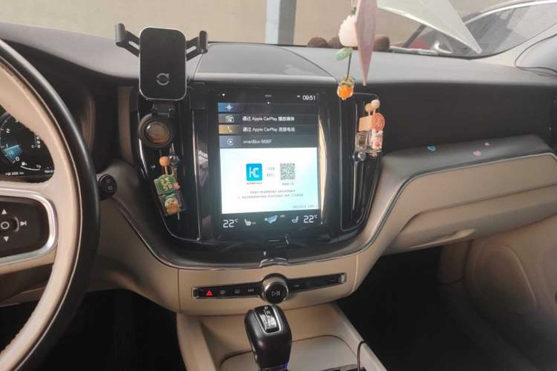 Used Volvo XC60 2019 T5 4x4 Smart Edition China V Standard Audio And AC Panel