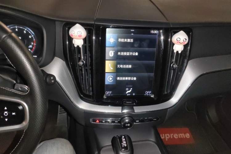 Used Volvo XC60 2019 T5 4x4 Zhiyuan Sport Edition China V Standard Audio And AC Panel