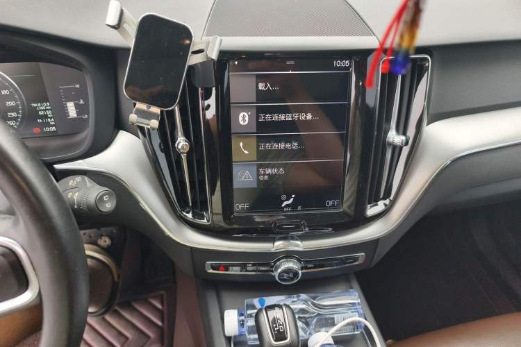 Used Volvo XC60 2019 T5 4x4 Smart Edition China V Standard Audio And AC Panel