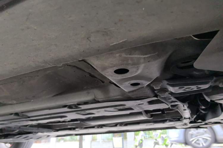 Used Volvo XC60 2019 T5 4x4 Smart Edition China V Standard Chassis Front Right