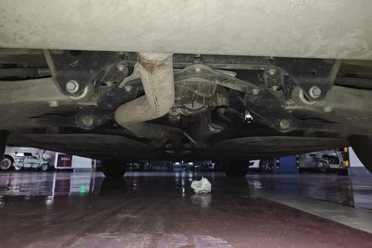 Used Volvo XC60 2019 T5 4x4 Smart Edition China V Standard Chassis Rear