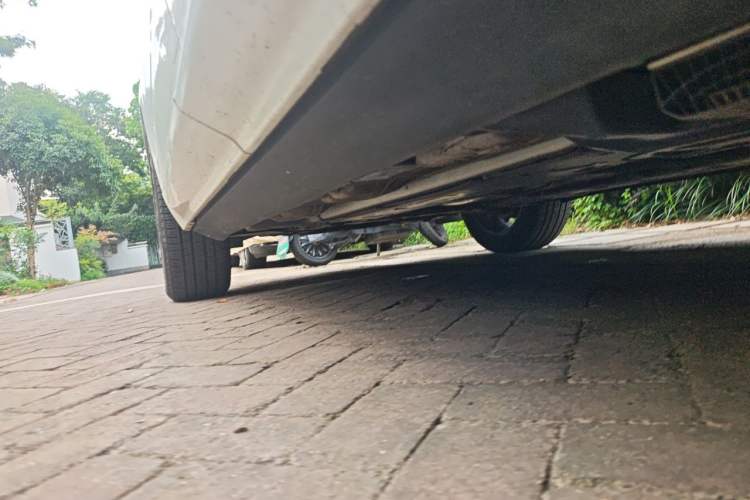 Used Volvo XC60 2019 T5 4x4 Smart Edition China V Standard Chassis Rear Left