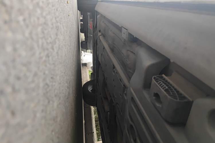 Used Volvo XC60 2019 T5 4x4 Smart Edition China V Standard Chassis Rear Left