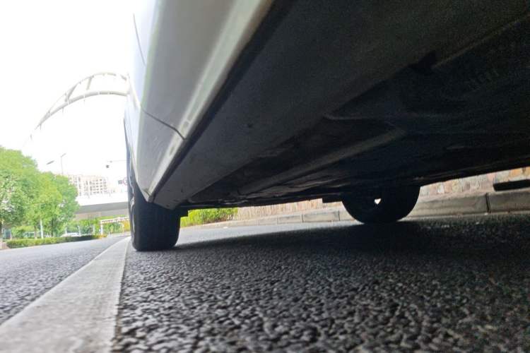 Used Volvo XC60 2019 T5 4x4 Zhiyuan Sport Edition China V Standard Chassis Rear Left