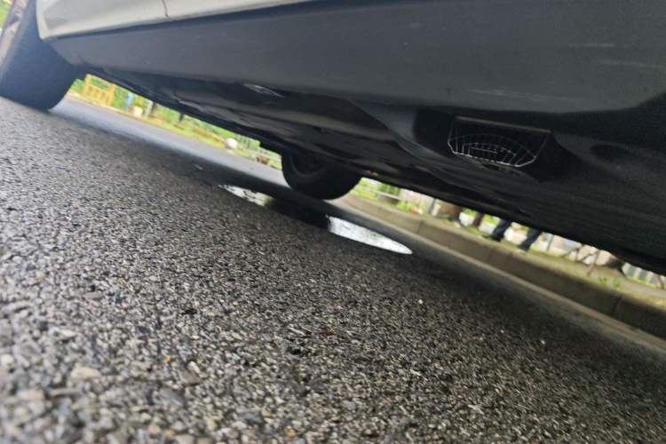 Used Volvo XC60 2019 T5 4x4 Smart Edition China VI Standard Chassis Rear Left