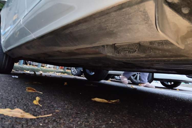 Used Volvo XC60 2019 T5 4x4 Smart Edition China V Standard Chassis Rear Left