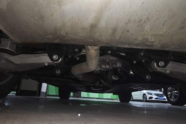 Used Volvo XC60 2019 T5 4x4 Smart Edition China VI Standard Chassis Rear