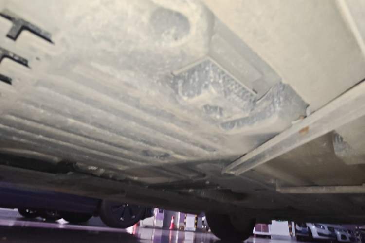 Used Volvo XC60 2019 T5 4x4 Smart Edition China V Standard Chassis Rear Right