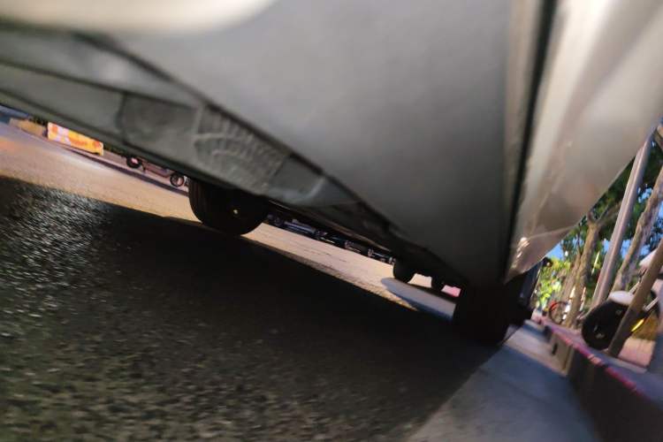 Used Volvo XC60 2019 T5 4x4 Smart Edition China V Standard Chassis Rear Right