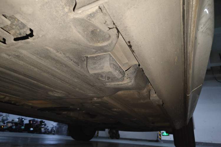 Used Volvo XC60 2019 T5 4x4 Smart Edition China V Standard Chassis Rear Right