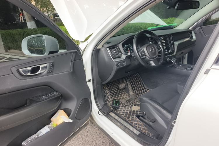 Used Volvo XC60 2019 T4 Zhiyi Edition China V Standard Driver Seat