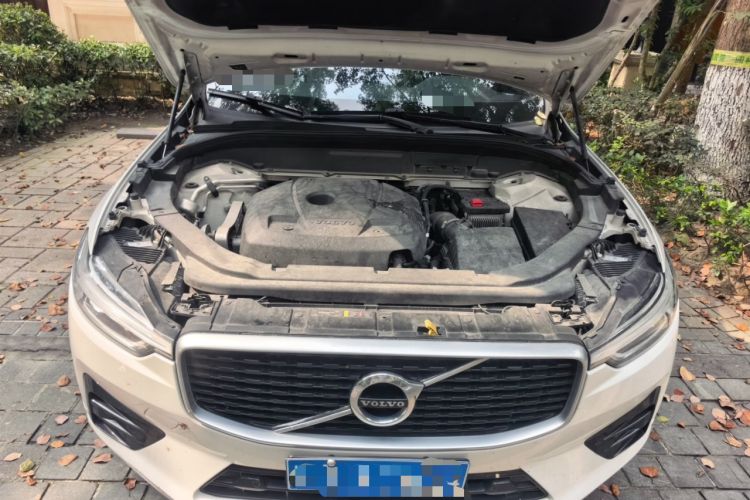 Used Volvo XC60 2019 T5 4x4 Zhiyuan Sport Edition China V Standard Engine Bay