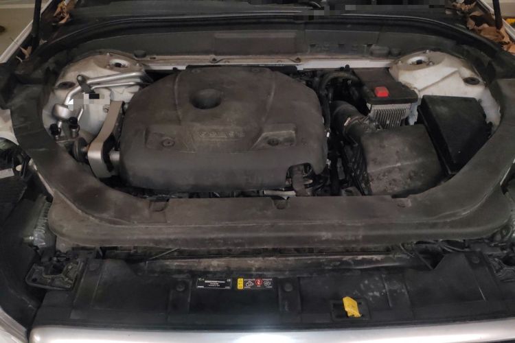 Used Volvo XC60 2019 T5 4x4 Zhiyuan Sport Edition China V Standard Engine Bay