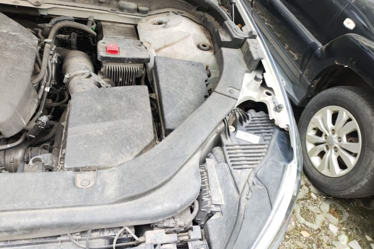 Used Volvo XC60 2019 T5 4x4 Smart Edition China V Standard Engine Bay Left