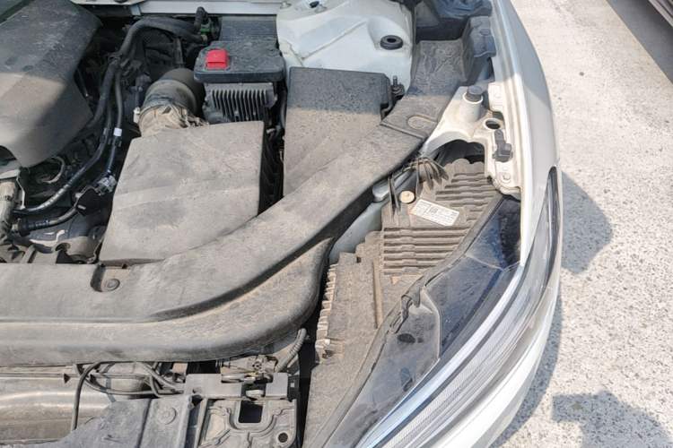 Used Volvo XC60 2019 T5 4x4 Smart Edition China V Standard Engine Bay Left