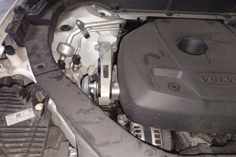 Used Volvo XC60 2019 T5 4x4 Smart Edition China V Standard Engine Bay Right