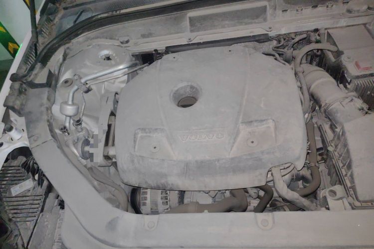 Used Volvo XC60 2019 T5 4x4 Smart Edition China V Standard Engine Bay Right