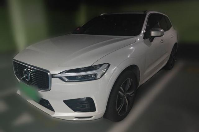 Used Volvo XC60 2019 T5 4x4 Smart & Dynamic Sport Edition China VI Standard
