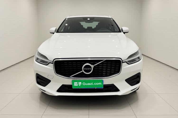 Used Volvo XC60 2019 T5 4x4 Zhiyuan Sport Edition China V Standard Exterior 1