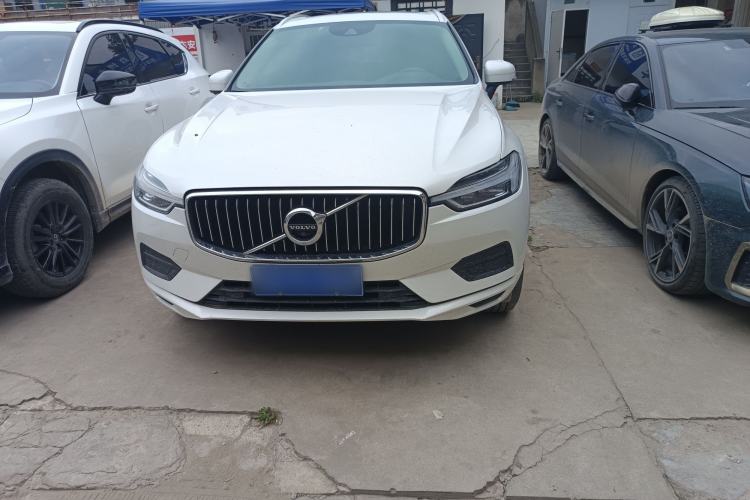 Used Volvo XC60 2019 T5 4x4 Smart Edition China VI Standard Exterior 1